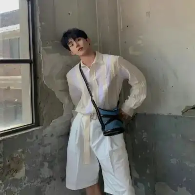 闻皎月
